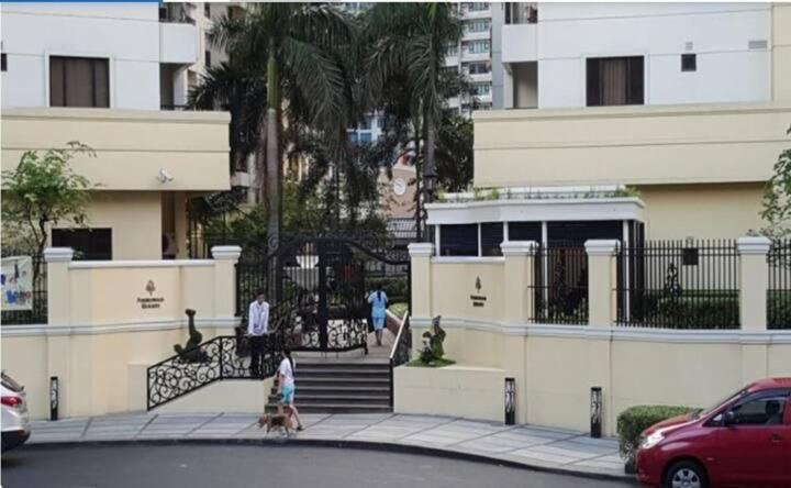 Spacious 1 Bedroom Unit Forbeswood Heights Taguig Exterior photo