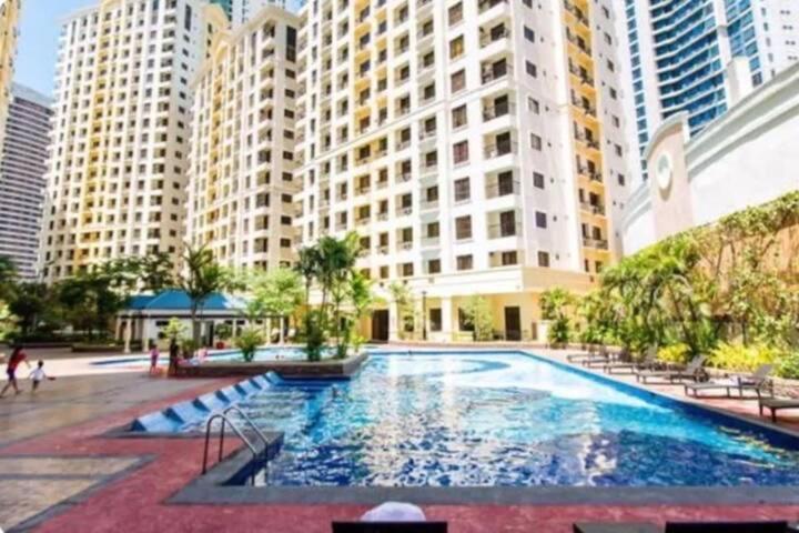 Spacious 1 Bedroom Unit Forbeswood Heights Taguig Exterior photo